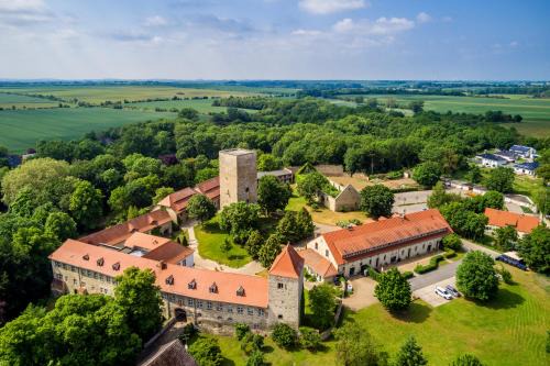 Wanzleben-Borde Hotel | Hotel Burg Wanzleben