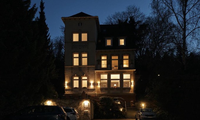 Bad Wilhelmshoehe House | Hotel Burgfeld