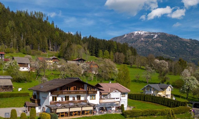 Millstatt House | Hotel-Café-Restaurant Matzelsdorfer Hof