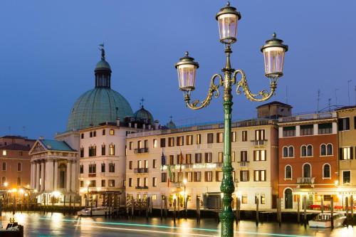 Santa Croce Hotel | Hotel Carlton On The Grand Canal