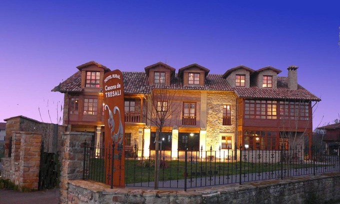 Villaviciosa Hotel | Hotel Casona de Tresali