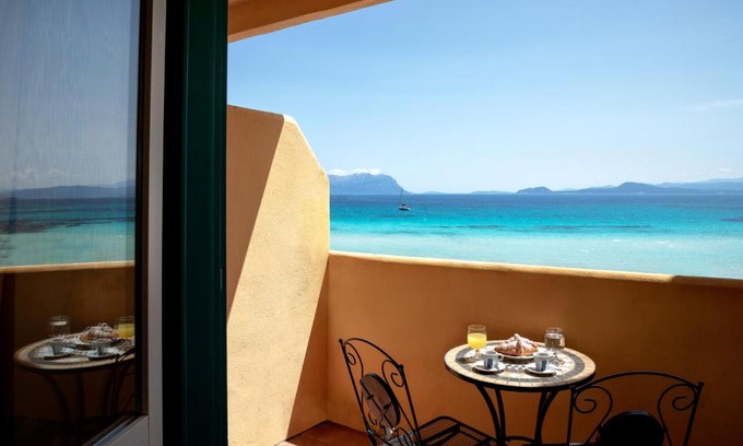 Golfo Aranci Hotel | Hotel Castello