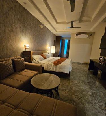 Haldwani Hotel | Hotel Cedara