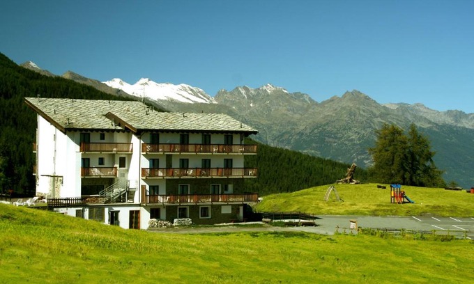 Gressan Hotel | Hotel Chalet des Alpes