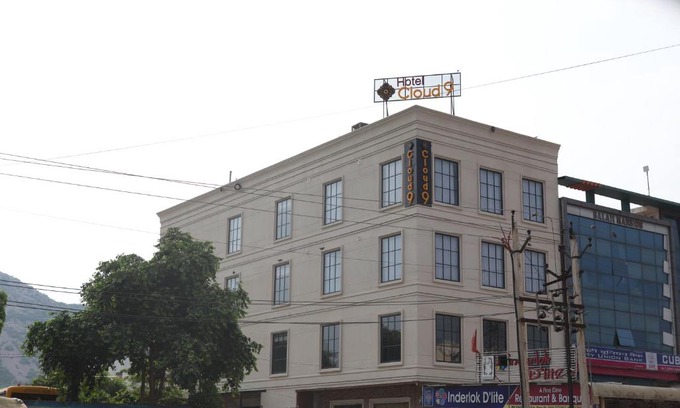 Alwar Hotel | Hotel Cloud 9