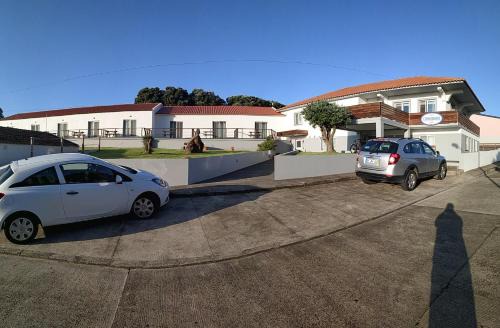 Corvo Island Hotel | Hotel Comodoro