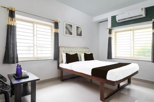 Patia Hotel | Hotel Crystal INN