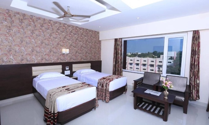 Tiruchirappalli Hotel | Hotel Deepam