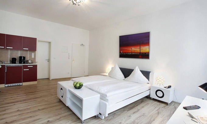 Dusseldorf Old Town Apartment | Hotel Design Apart