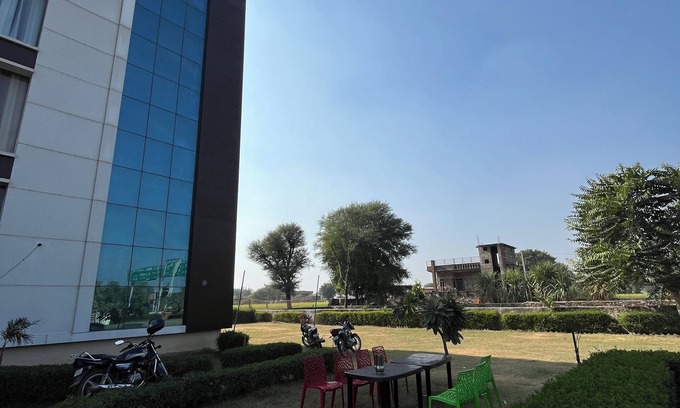Thana Gazi Hotel | Hotel Dev Resort