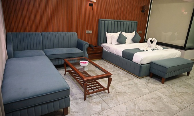 Bathinda Hotel | Hotel Devaan