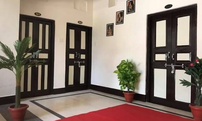 Jaipur District Hotel | Hotel Dharohar Palace