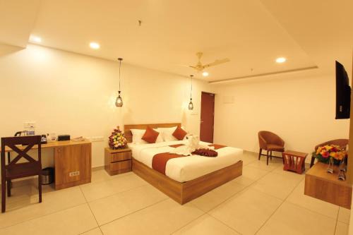 Karunagappally Hotel | Hotel Diamond Fort