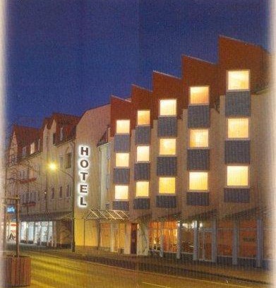 Schonebeck Hotel | Hotel Domicil Schönebeck