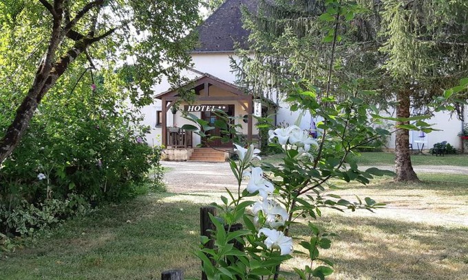 Thonac Hotel | Hotel du Parc