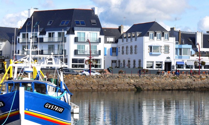 Plobannalec-Lesconil Hotel | Hotel du Port