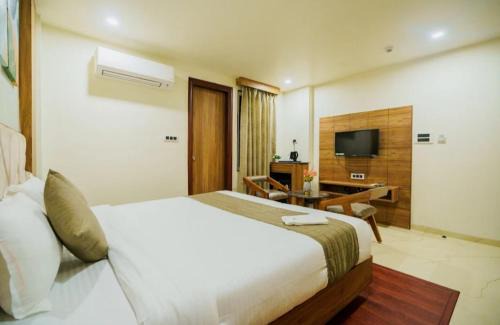 Maharana Pratap Nagar Hotel | Hotel Emerald