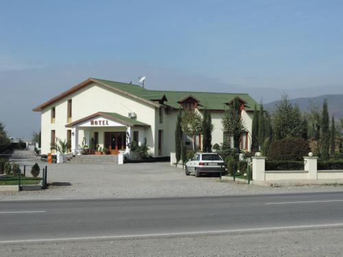 Natakhtari Hotel | Hotel Emocia