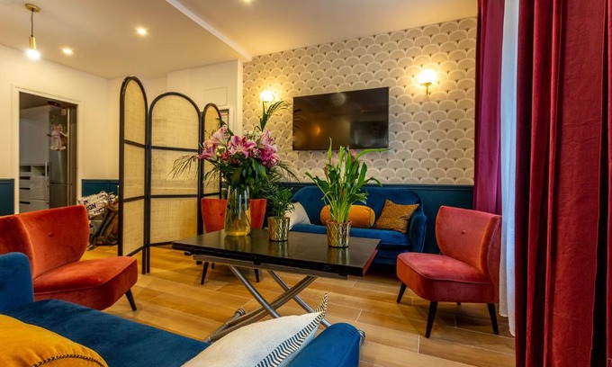Quartier de la Folie-Mericourt Hotel | Hotel Europe BLV