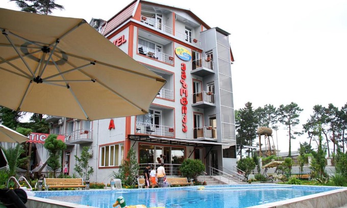 Ureki Hotel | Hotel Exotica