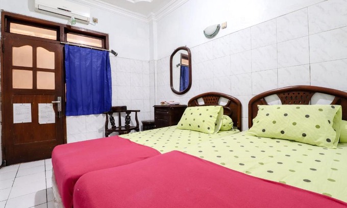 Surabaya Hotel | Hotel Gajah Mada