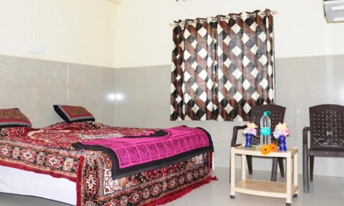Shani Shingnapur Cabin | Hotel Ganpati and Lodging