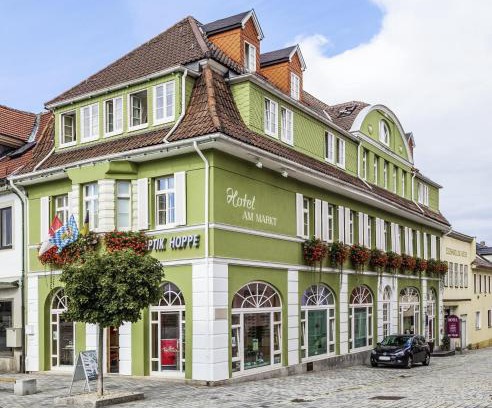 Neustadt bei Coburg Hotel | Hotel Garni am Markt - Businesshotel - Frühstücksbuffet - Fahrradabstellplatz - Hunde willkommen