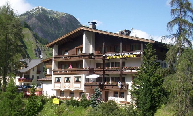 Ravaisch Hotel | Hotel Garni Bergsonne