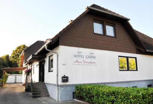 Obertshausen Hotel | Hotel Garni Haus Dornheim