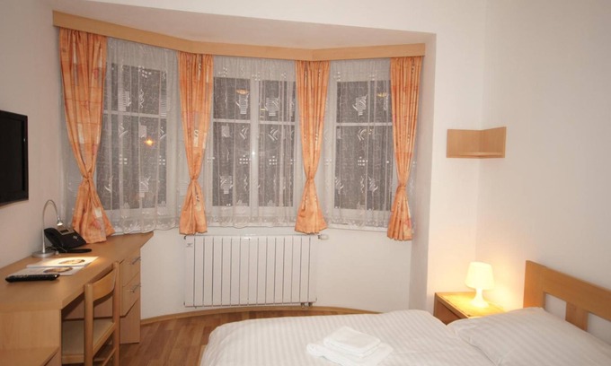 Prague 5 Hotel | Hotel Garni Rambousek