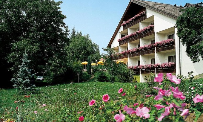Kandern Bed & Breakfast | Hotel garni zur Weserei