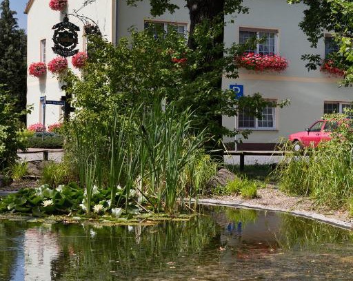 Kolzenburg Hotel | Hotel & Gasthaus Zum Eichenkranz