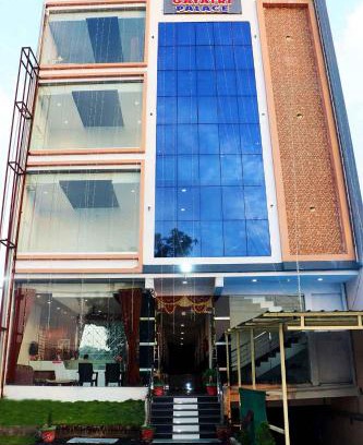 Omkareshwar Hotel | Hotel Gayatri Palace