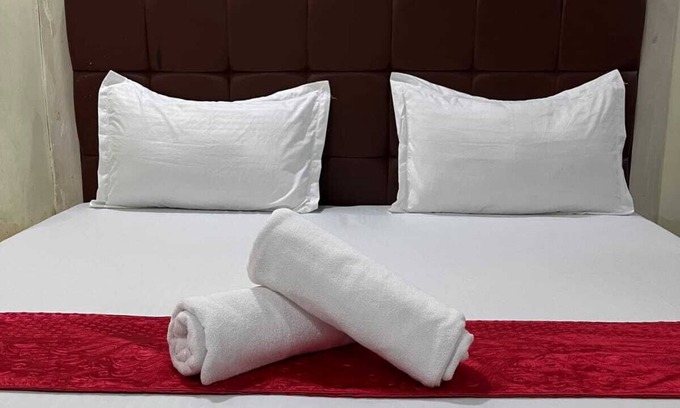 Kota Hotel | Hotel Ghoonghat