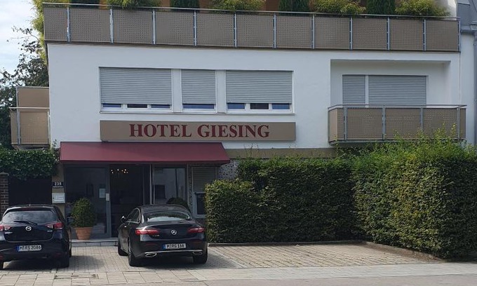 Balanstraße-West House | Hotel Giesing