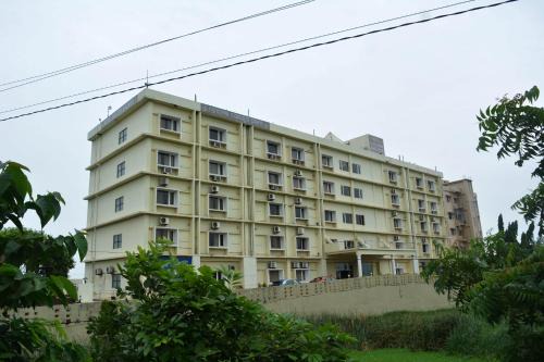 Bhadrak Hotel | Hotel Golden Anchor Dhamara