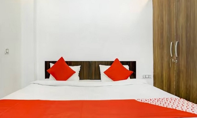 Indirapuram Hotel | Hotel Golden Inn