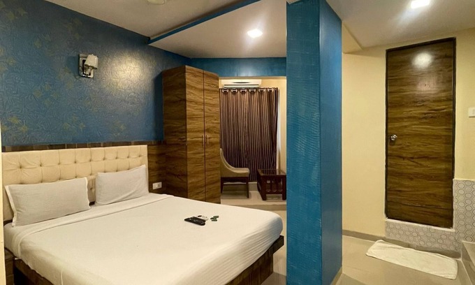 Jogeshwari West Hotel | Hotel Golden Park
