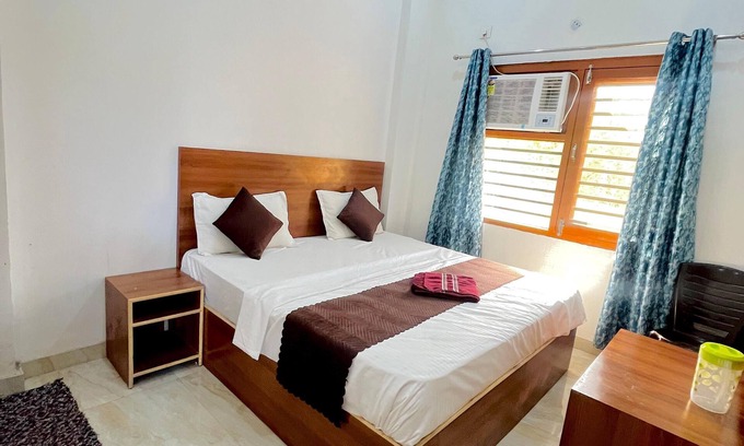 Vrindavan Hotel | Hotel Govind Priya Dham Near Prem Mandir