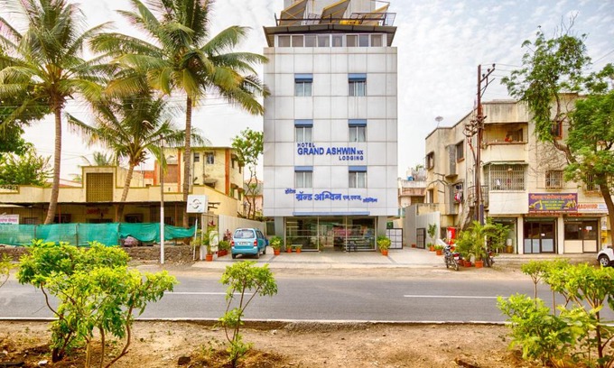 Nashik Hotel | Hotel Grand Ashwin