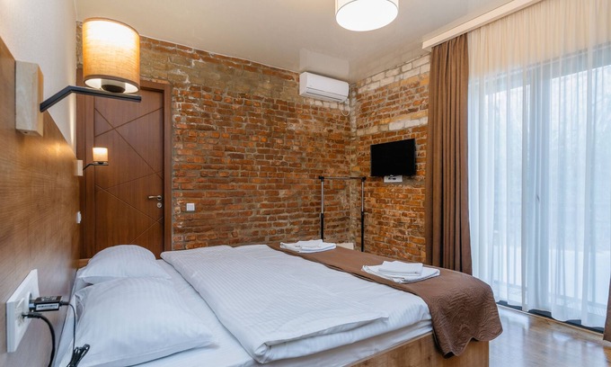 Kutaisi Hotel | Hotel Green Town