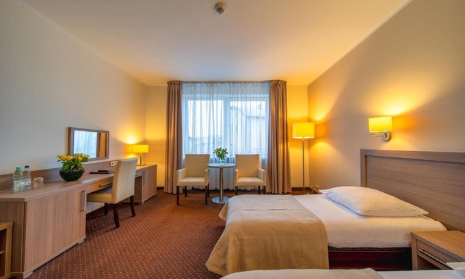 Koszalin Hotel | Hotel Gromada Arka Lux