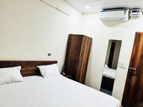 Rohtak Hotel | Hotel High Sky