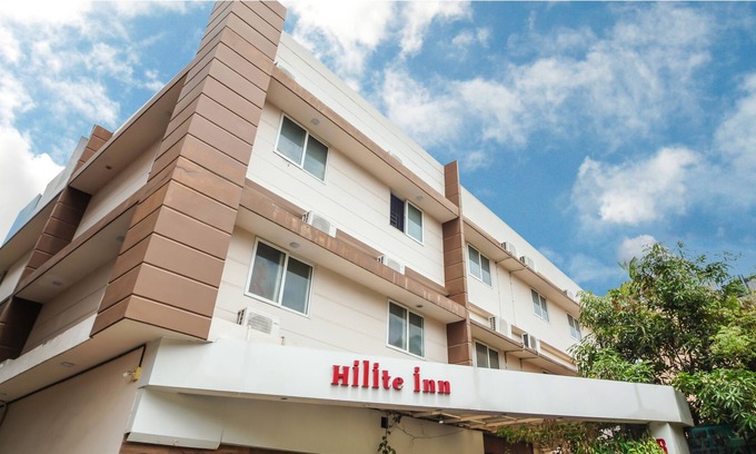 Kaloor Hotel | Hotel Hilite Inn