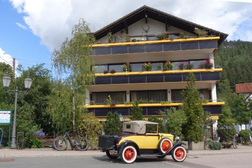 Enzklosterle Hotel | Hotel Hirsch mit Café Klösterle