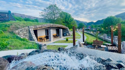 T'ba Apartment | Hotel Hobbiton near Vardzia Caves