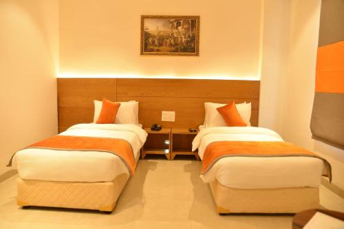 Rajpura Hotel | HOTEL ICON Rajpura