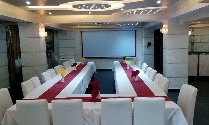 El Madania Hotel | Hotel Ikram El Dhayf