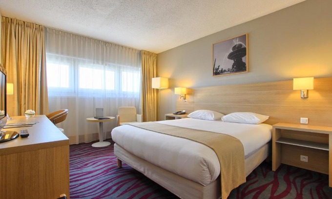 Roissy-en-France Hotel | Hotel Inn Paris CDG Airport