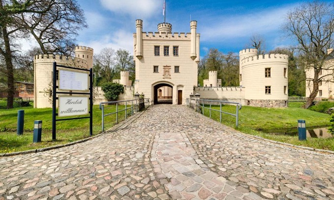 Letzlingen Hotel | Hotel Jagdschloss Letzlingen